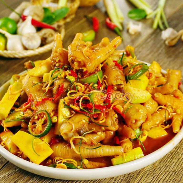 Cách làm chân gà sả tắc rút xương cực nhanh tại nhà